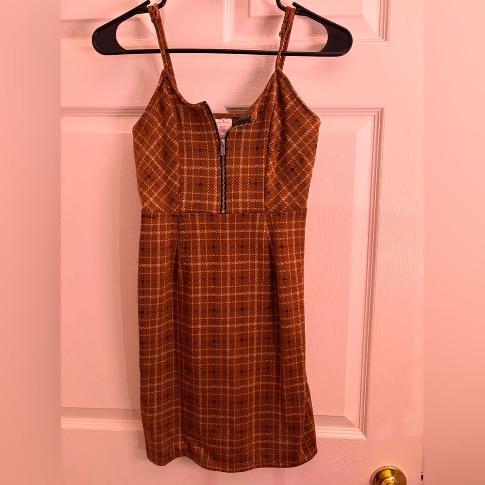 No Boundaries Chestnut Top XS